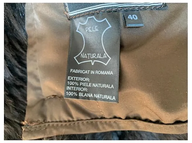 Autre Marque Abrigos, Ropa de calle Castaña 
