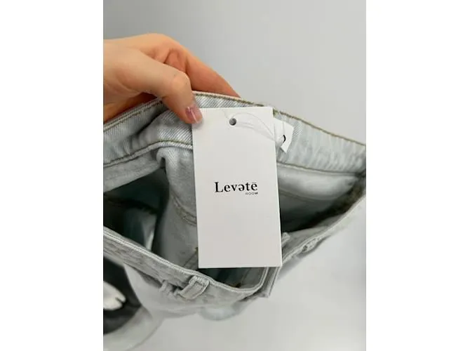Autre Marque Pantalones cortos LEVETE ROOM T.fr 38 Algodón Azul 