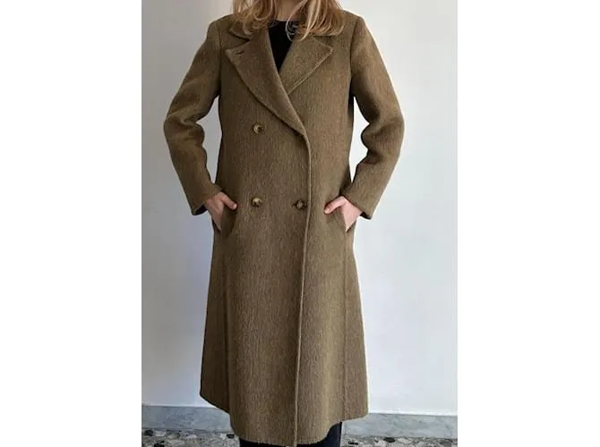 Max Mara Abrigos, Ropa de calle Castaño 