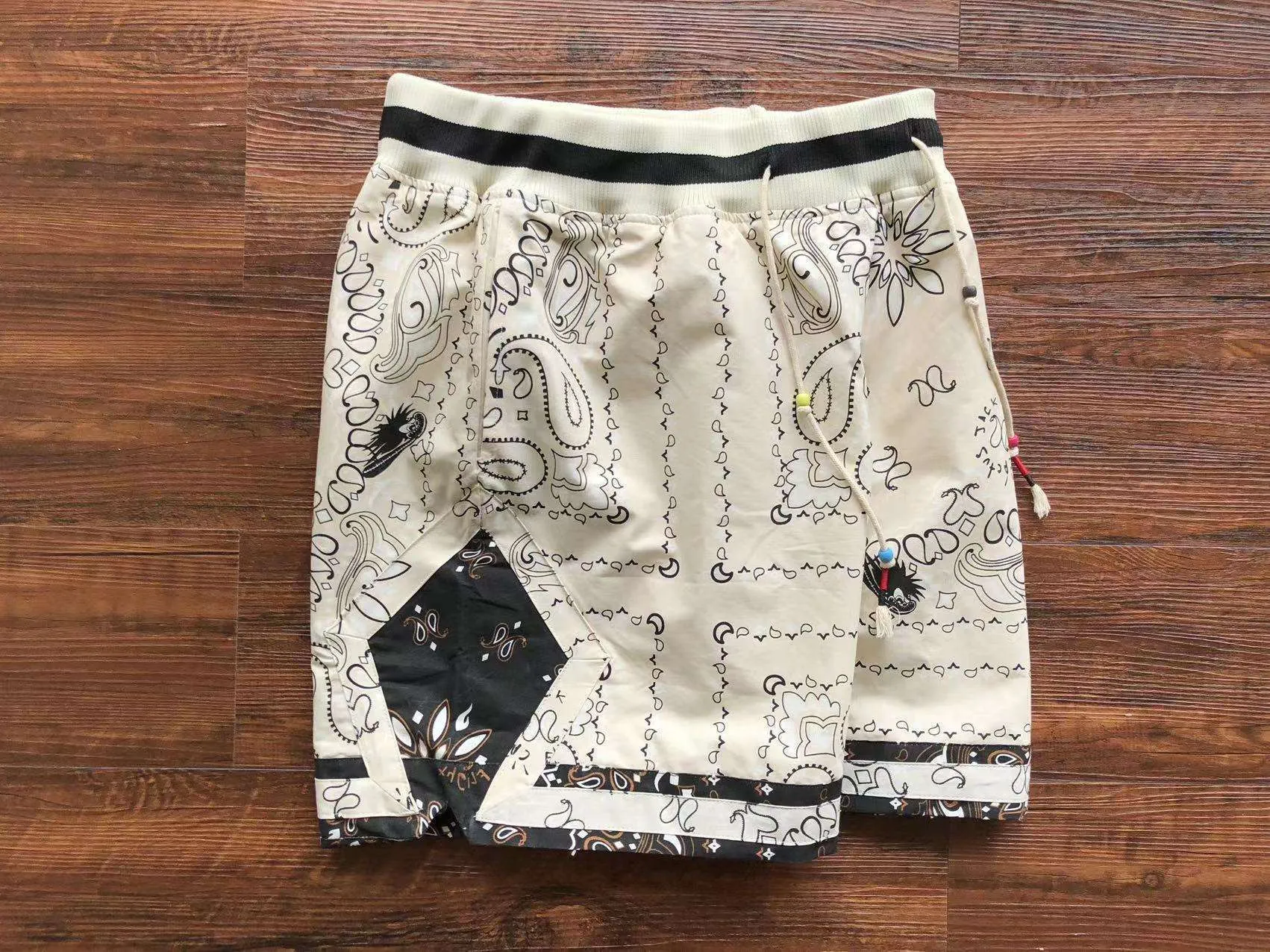 Pantalones Cortos Travis Scott «Cactus Jack»