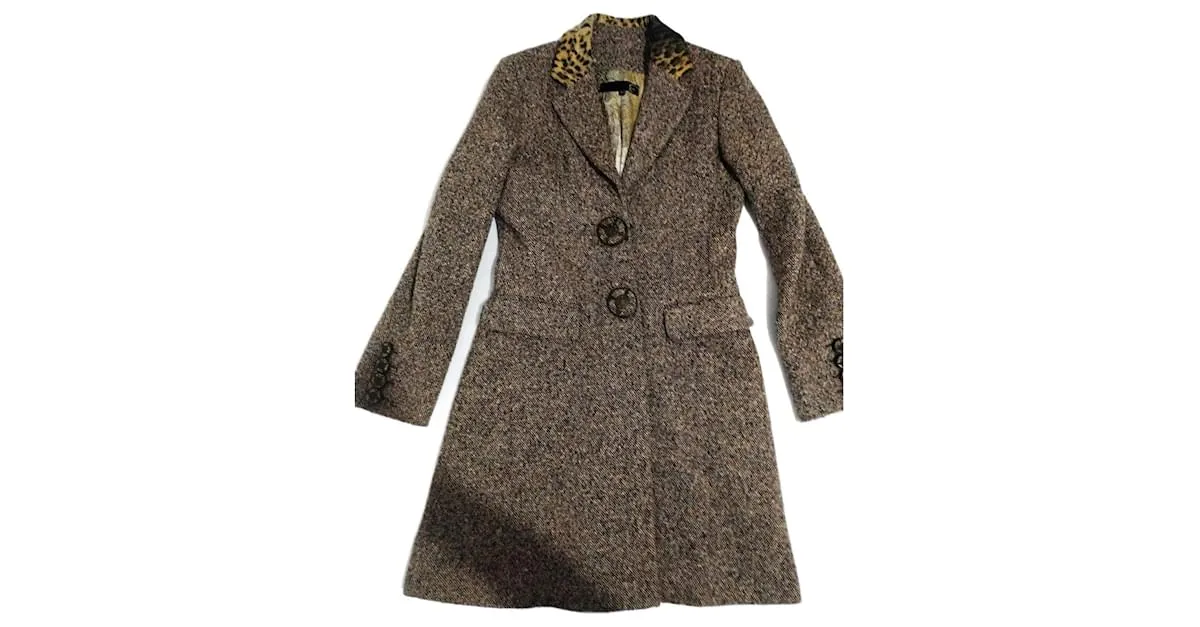 Roberto Cavalli Abrigos, Ropa de calle Castaño 