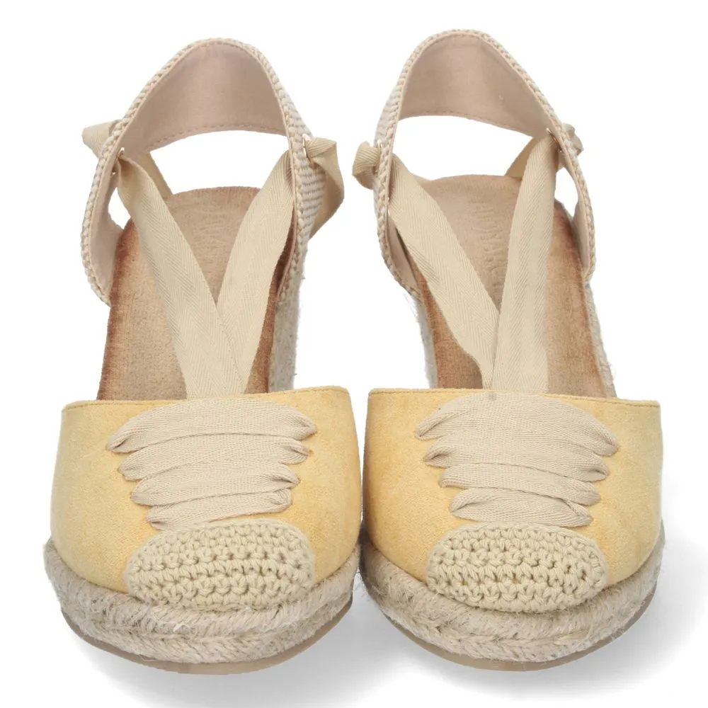 Sandalias de cuña, alpargatas de cuña, sandalias esparteras, sandalias tendencia verano 2023, descub