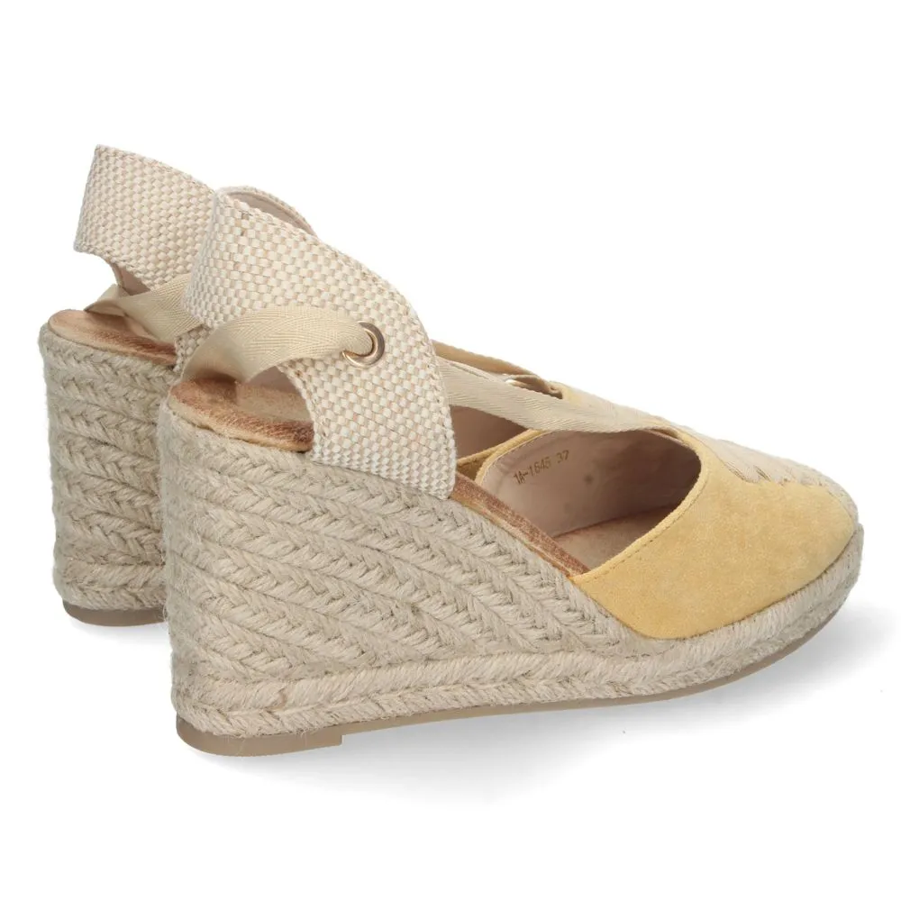 Sandalias de cuña, alpargatas de cuña, sandalias esparteras, sandalias tendencia verano 2023, descub