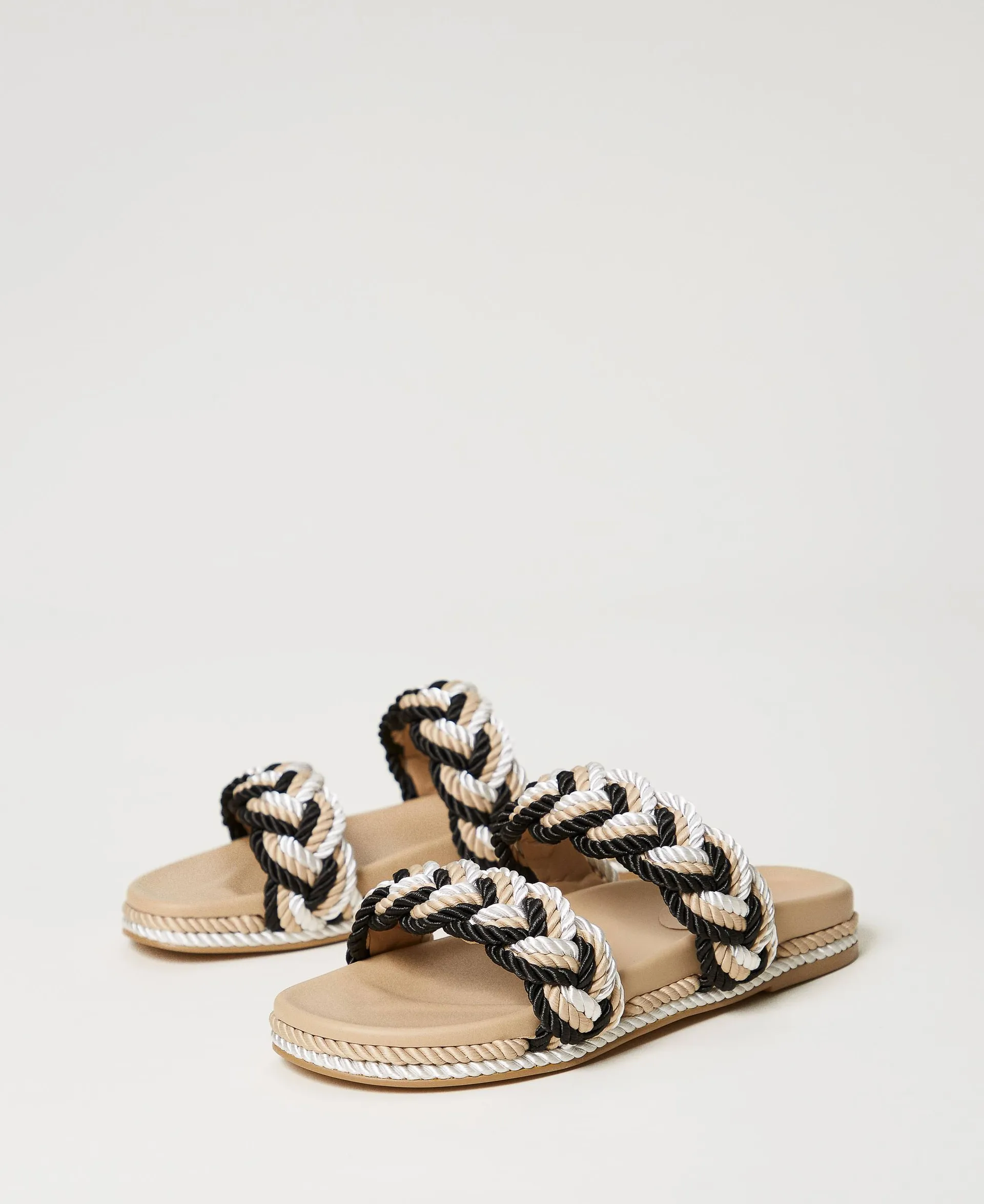 Sandalias trenzadas