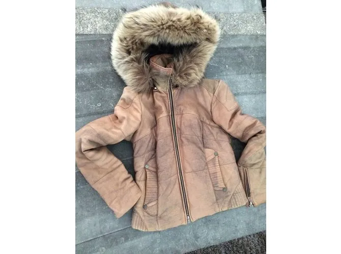 Ventcouvert Abrigos, Ropa de calle Castaño 